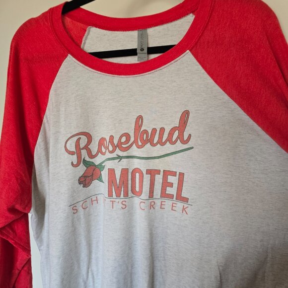 Schitt's Creek TV Series "Rosebud Motel" Red and Grey Baseball T-Shirt X… - Picture 2 of 7